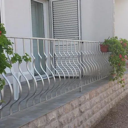 Vidovic * Βόντιτσε